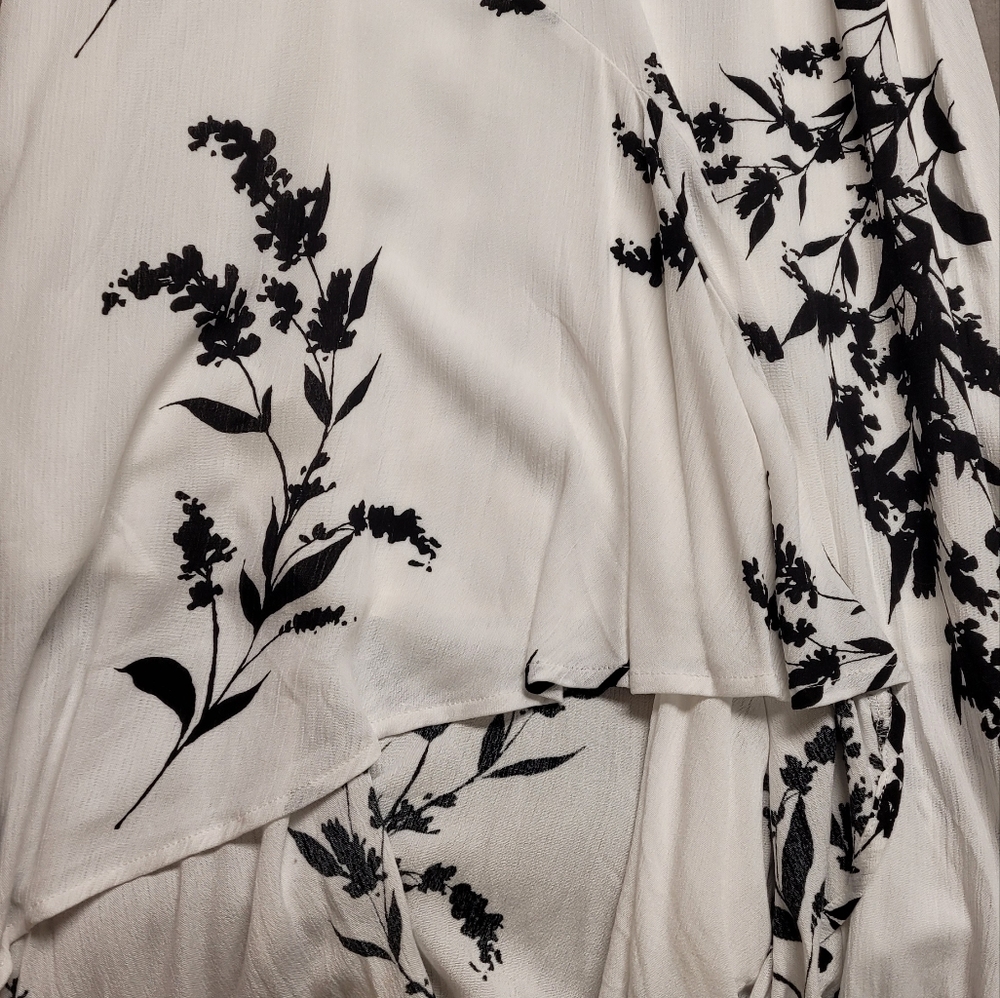 NWT Le Chateau Dress - Picture 4 of 8